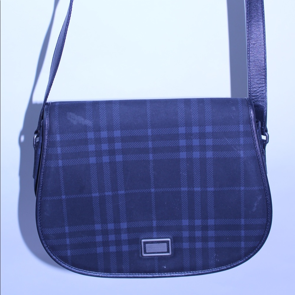 🌸Authentic BURBERRY BAG🌸.  SOLD